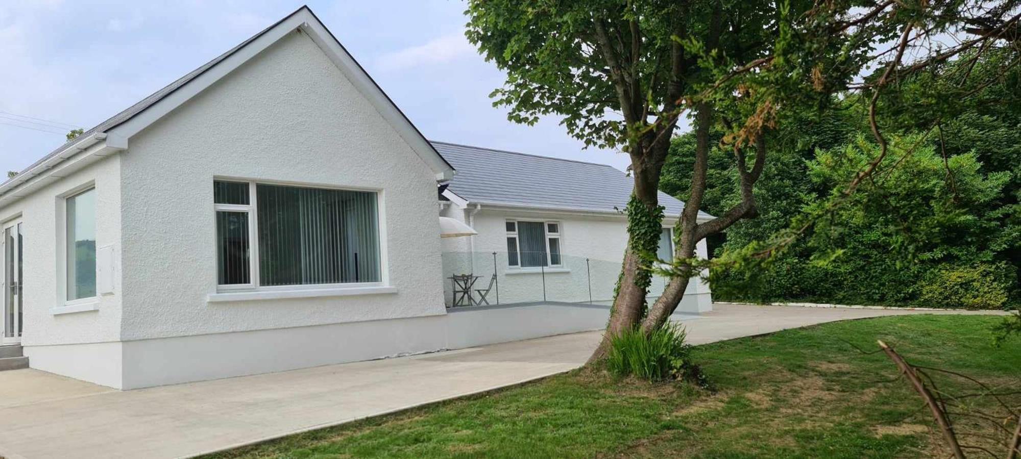 Annie'S House With Thermal Health Spa Moville Exteriör bild